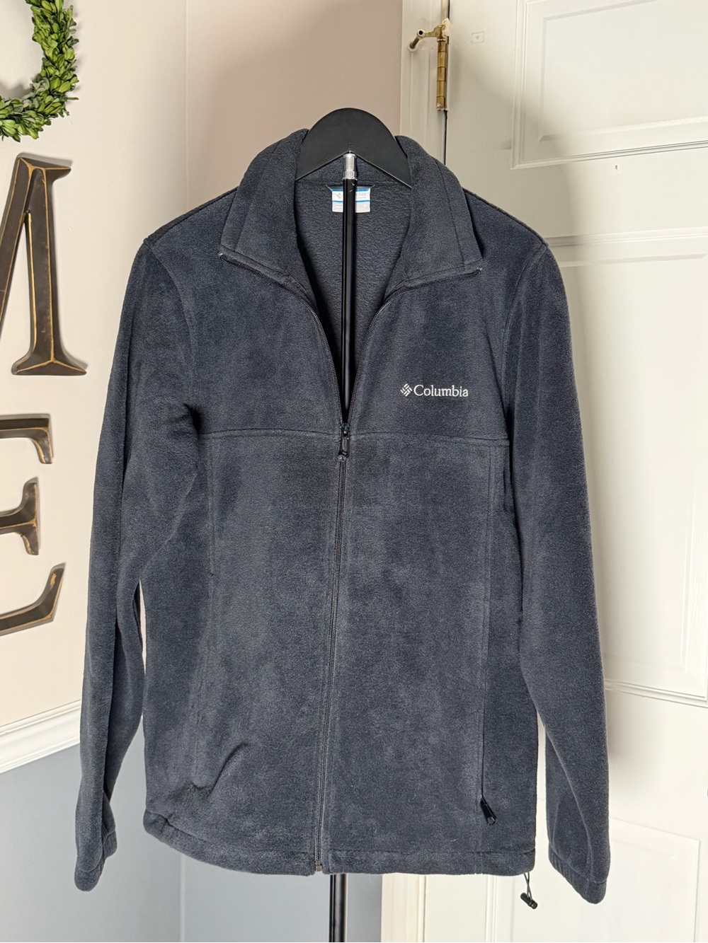Columbia Men's Full-Zip Black Fleece Jacket - Sz Small (222)